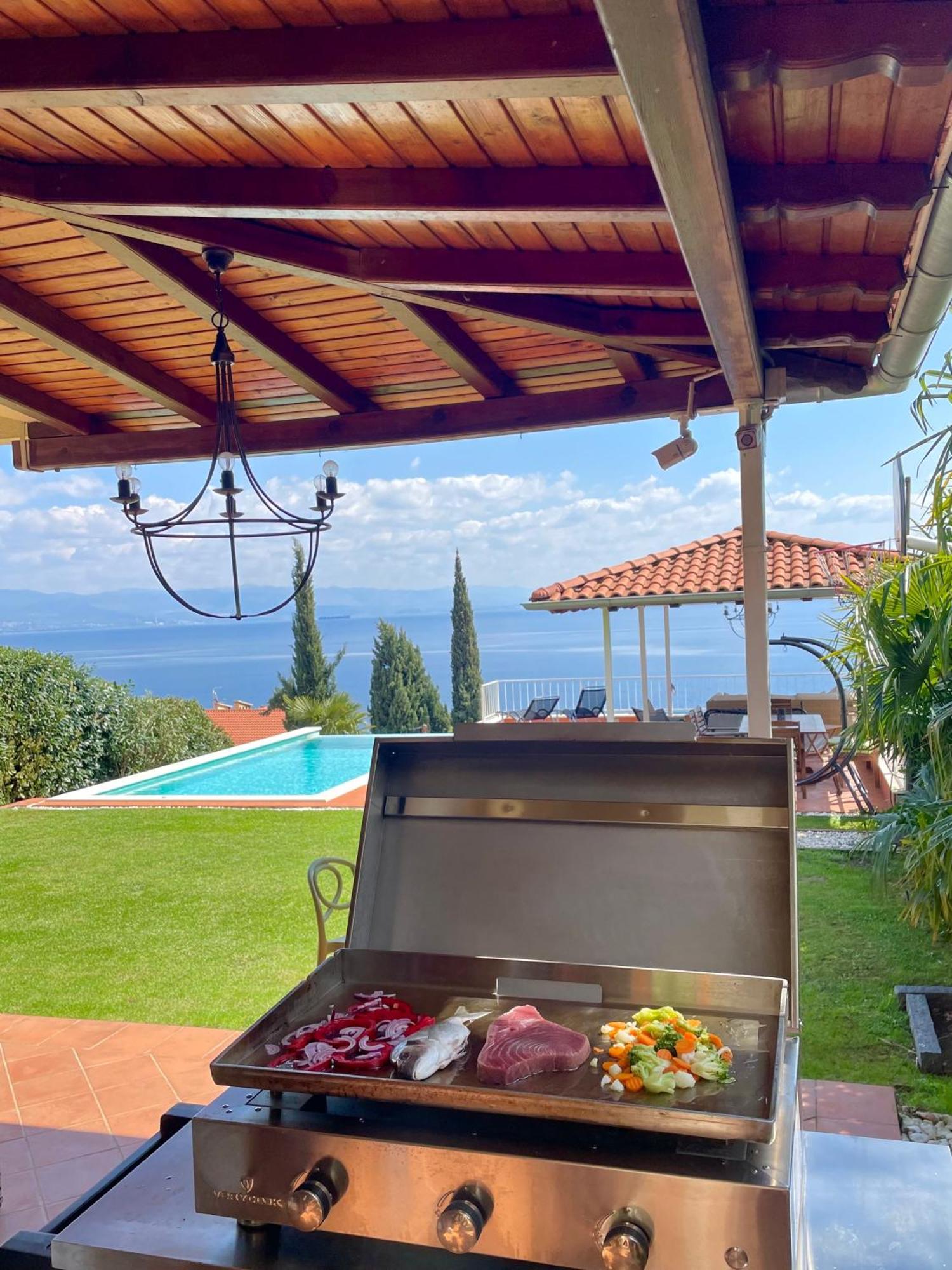 Villa Lovran - 150M To The Beach - Infinity Pool - Incredible Sea View - Fitness Room Buitenkant foto