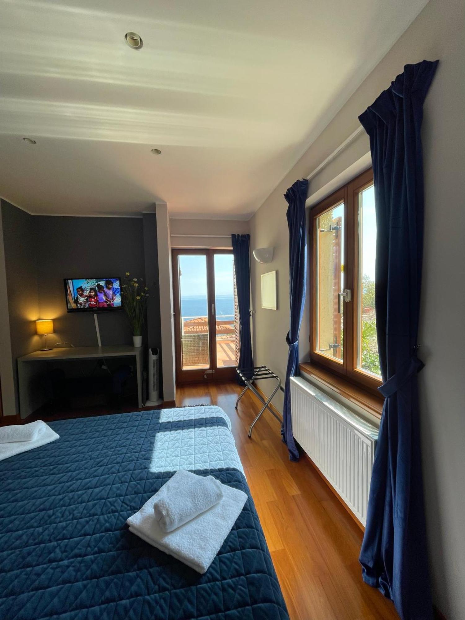 Villa Lovran - 150M To The Beach - Infinity Pool - Incredible Sea View - Fitness Room Buitenkant foto